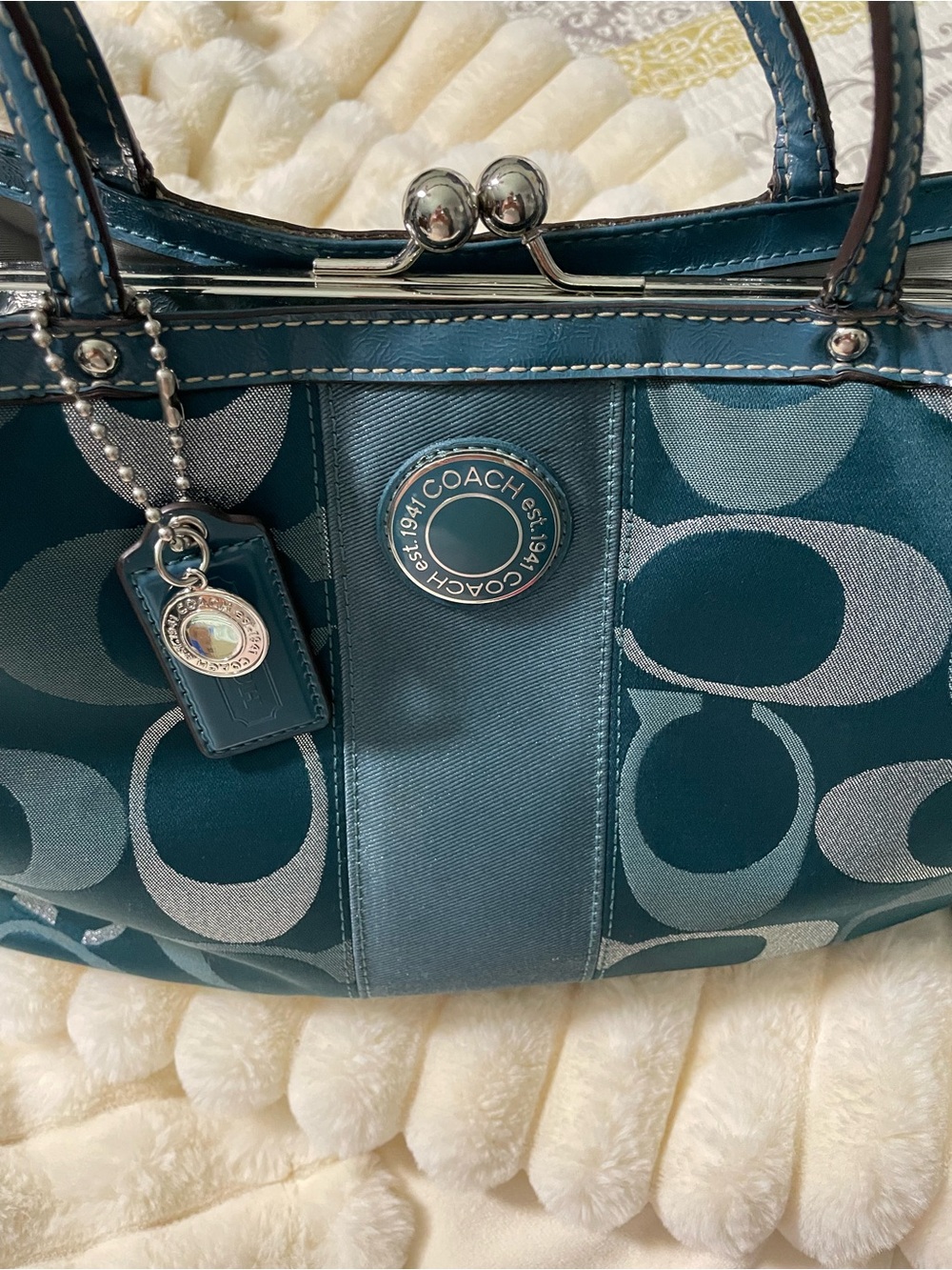 2012 Coach Kisslock in Teal and Silver Signature Jacquard Tote with Leather Trim - Picture 4 of 16